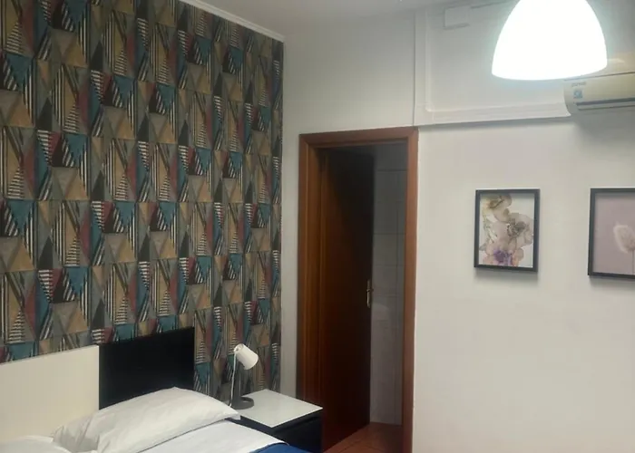 Casa Felice A Piazza Zama Guest house 4*